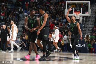 成功地将健 成功地将健