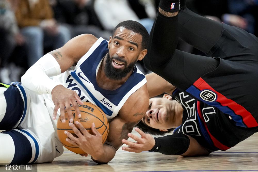 进入下半场 进入下半场