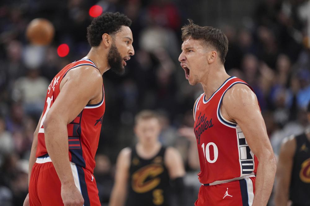 赛场上崭露 赛场上崭露